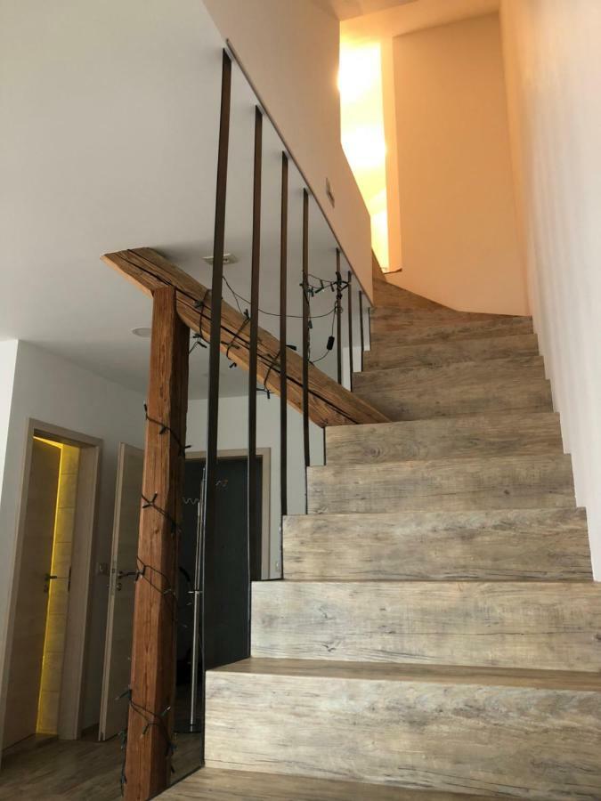 Apartma Linhartov Trg Радовлица Экстерьер фото